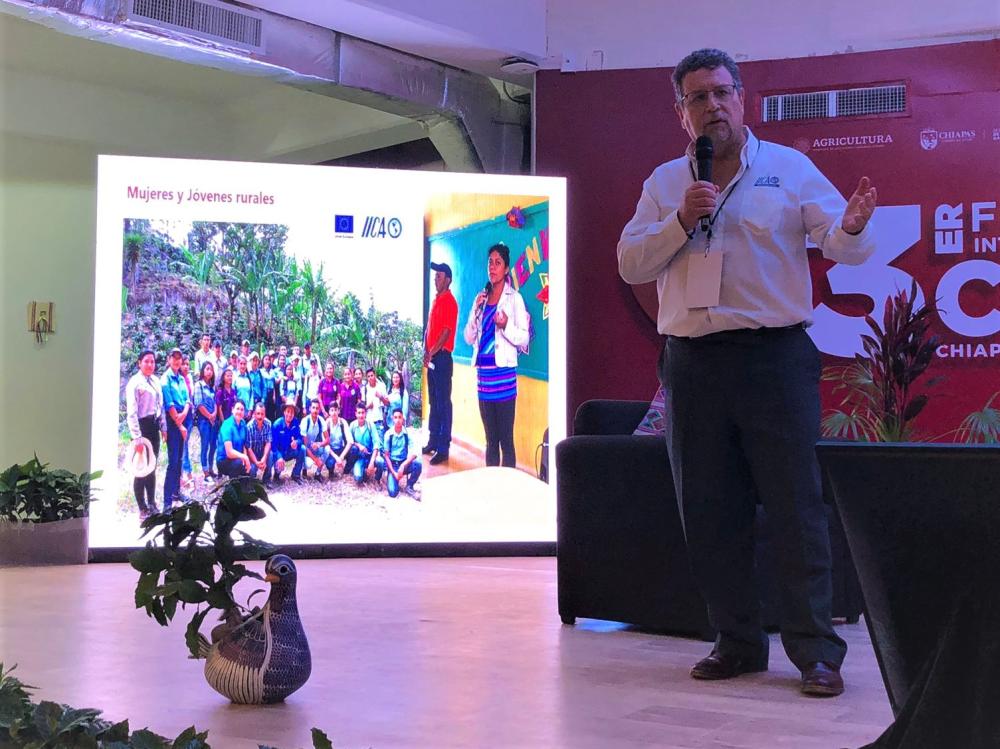 En la Tercera Edición del Festival Internacional del Café, Chiapas de Corazón 2023, se presentaron los resultados del PROCAGICA ante los efectos del cambio climático, sus efectos ambientales y las consecuencias productivas, económicas y sociales que afrontan los productores de café en las Américas.